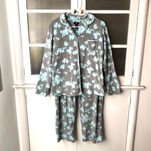 2 pairs of Size Medium Pajamas.